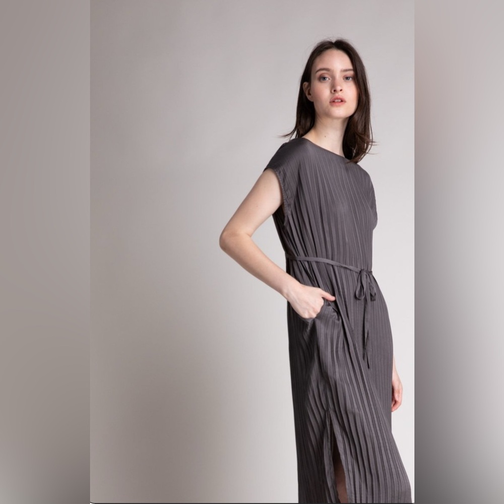 Grade & Gather Pleated Tie Dress - Picture 6 of 13
